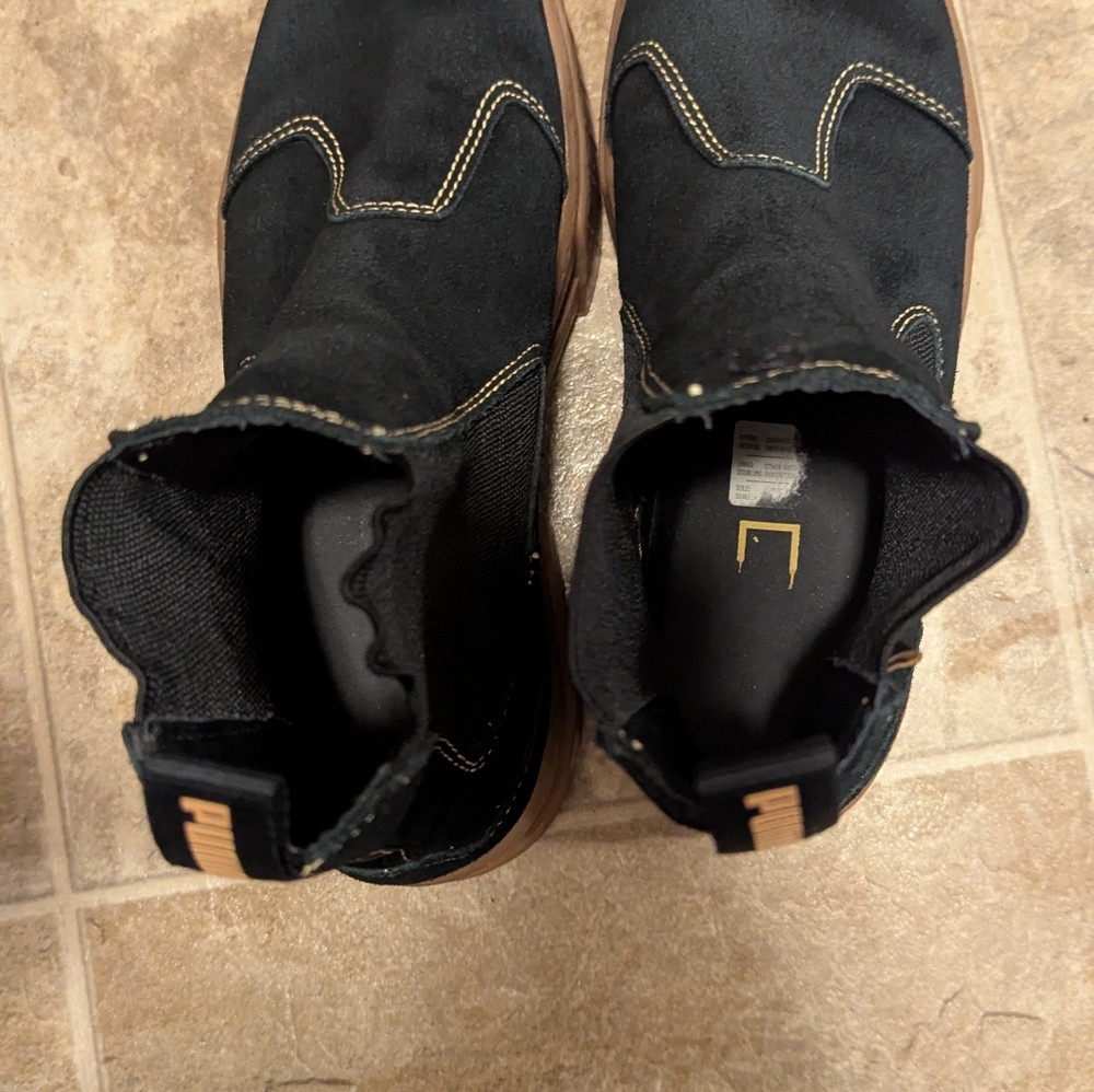Puma Black Suede Boots For Women Size 9.5 - Picture 5 of 6
